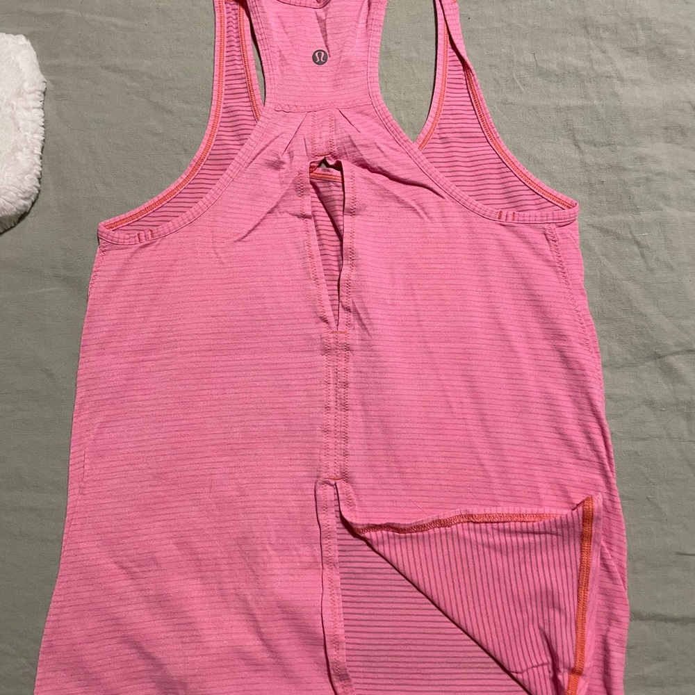 Lululemon Salute the Sun tank